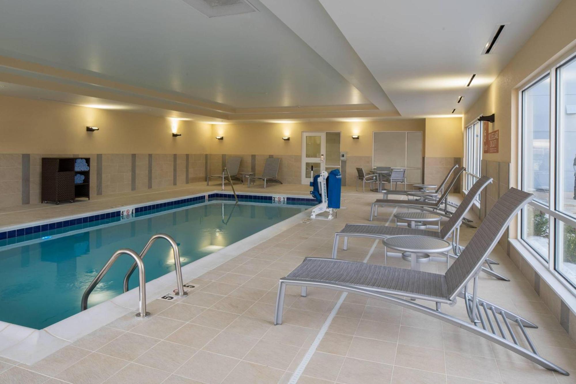 Towneplace By Marriott Suites Clarksville Kültér fotó